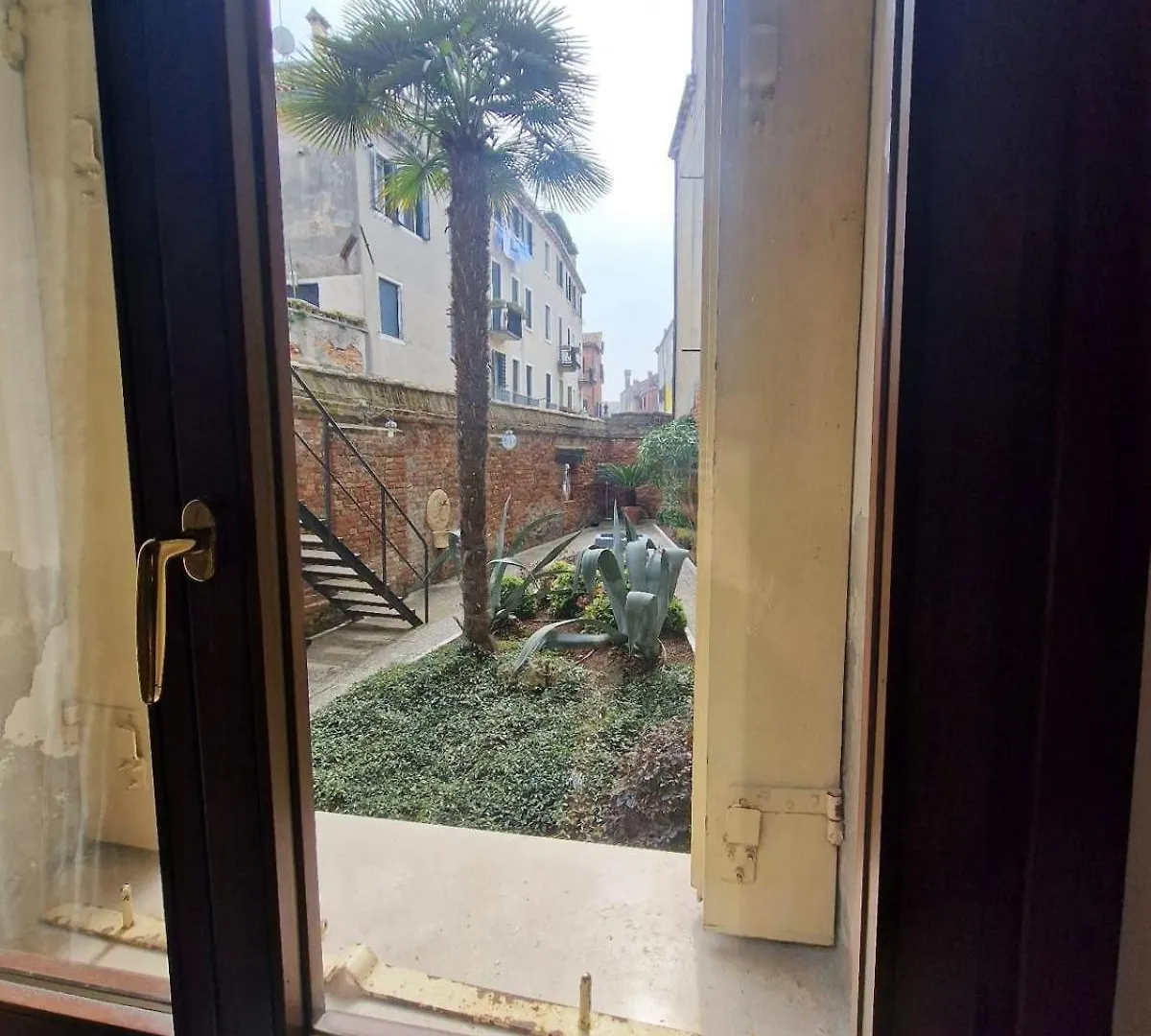 Canal Views Venice Apartment